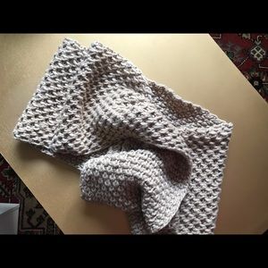 Old navy knitted infinity scarf - 3!!!